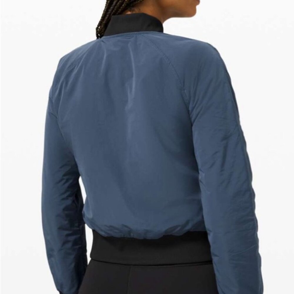 ❤️ Lululemon Non-Stop Bomber *Reversible Jacket Iron Blue / Black Size 4 NWT - Picture 3 of 7